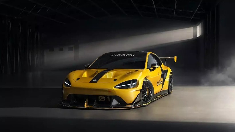 découvrez comment le xiaomi su7 ultra révolutionne l'expérience de gran turismo 7 avec des performances électrisantes et une immersion ultime.