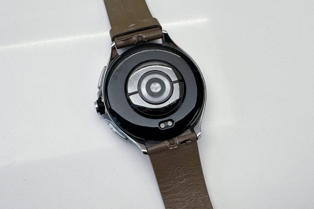 découvrez la redmi watch 6 et 6 nfc : xiaomi perfectionne son offre de montres connectées abordables avec des fonctionnalités améliorées et un design moderne.