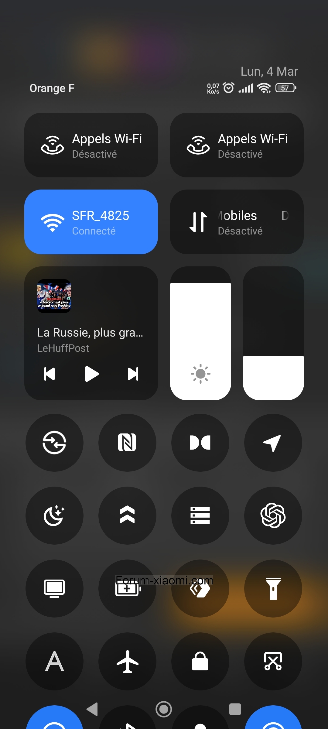 Redmi Note 12 : centre de contrôle différent des deux versions proposées