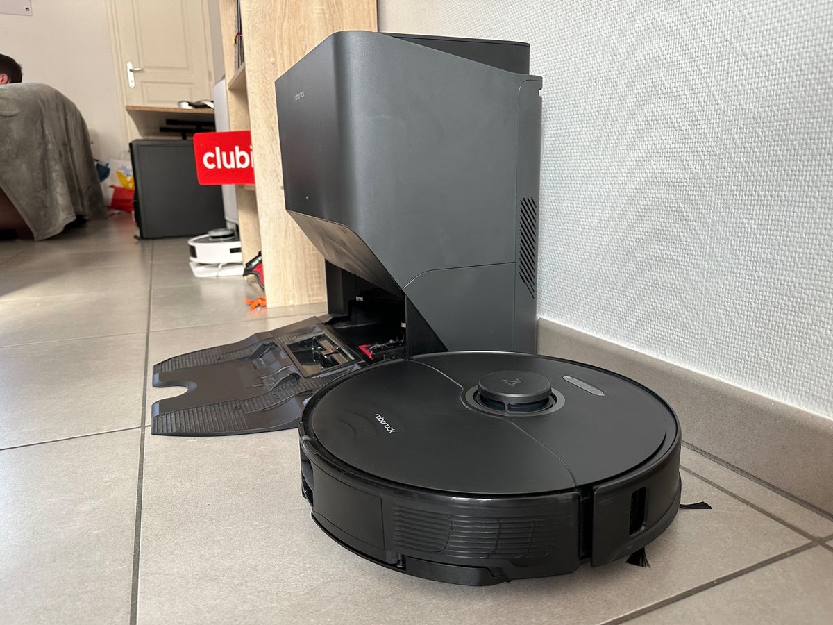 découvrez notre test complet du roborock s8 pro ultra : performances, fonctionnalités, avis, et analyse du prix pour ce robot aspirateur innovant.