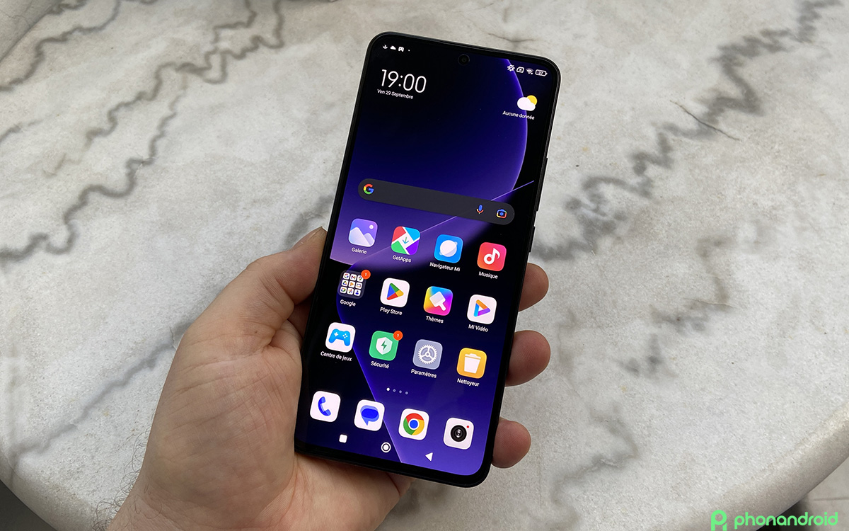 découvrez la dernière mise à jour des applications système hyperos, améliorant la sécurité et les performances de votre appareil pour une expérience utilisateur optimale.