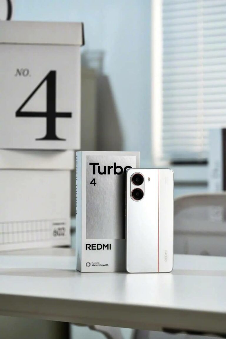 découvrez le redmi turbo 5 avec son design métallique élégant alliant robustesse et modernité pour une expérience utilisateur optimale.