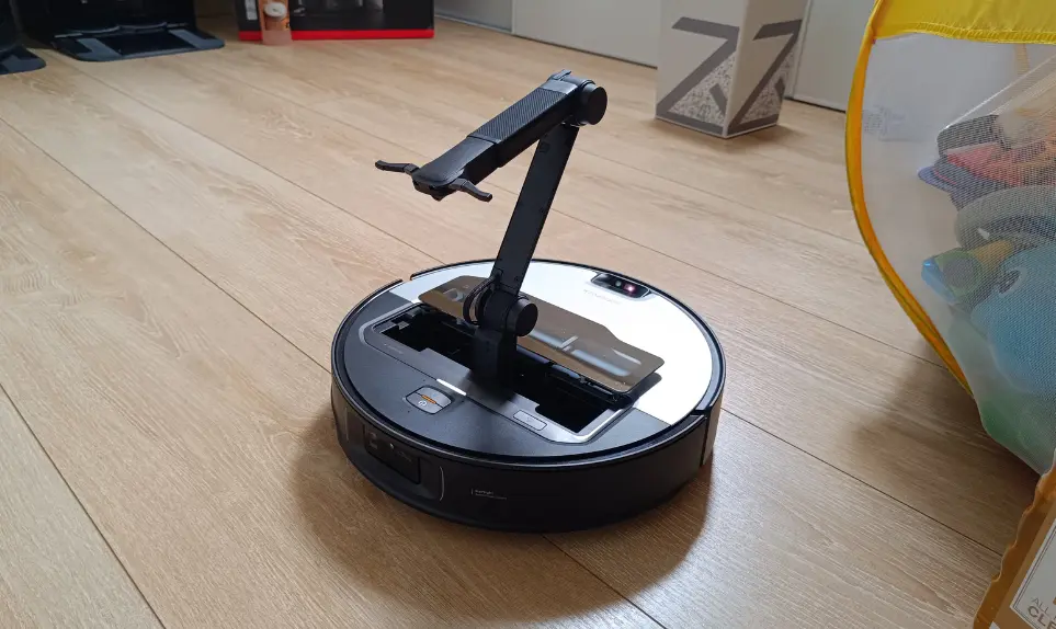 découvrez la technologie avancée de roborock avec une reconnaissance précise des objets pour un nettoyage intelligent et efficace.