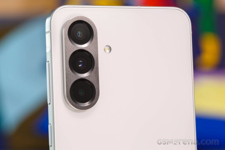 découvrez les spécifications photo détaillées des galaxy a37 et a57, leurs fonctionnalités et performances pour capturer des images de haute qualité.