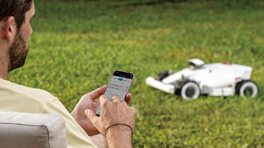 découvrez luba 3 awd, la solution innovante pour un entretien écologique et efficace de vos pelouses, alliant performance et respect de l'environnement.