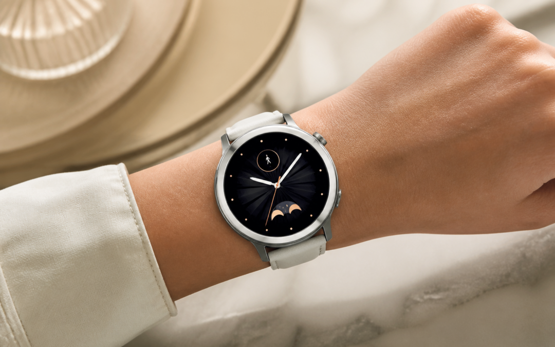 Xiaomi Watch S5 41 mm avec boîtier rond et cadran HyperOS 4 affiché à l’écran